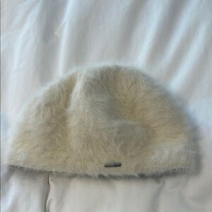 Fuzzy Cream Beanie